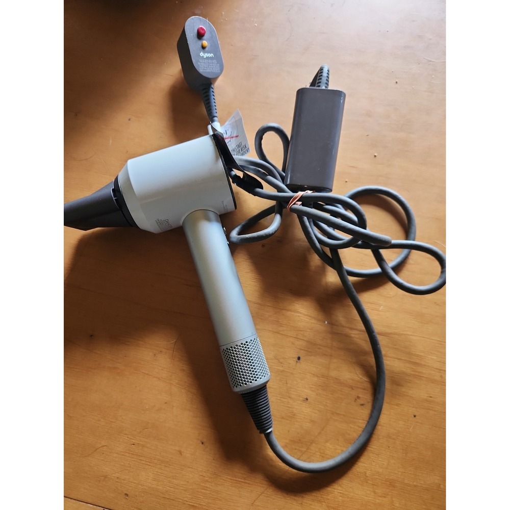 Dyson Supersonic Hair Dryer HD01 - White/Silver b-2